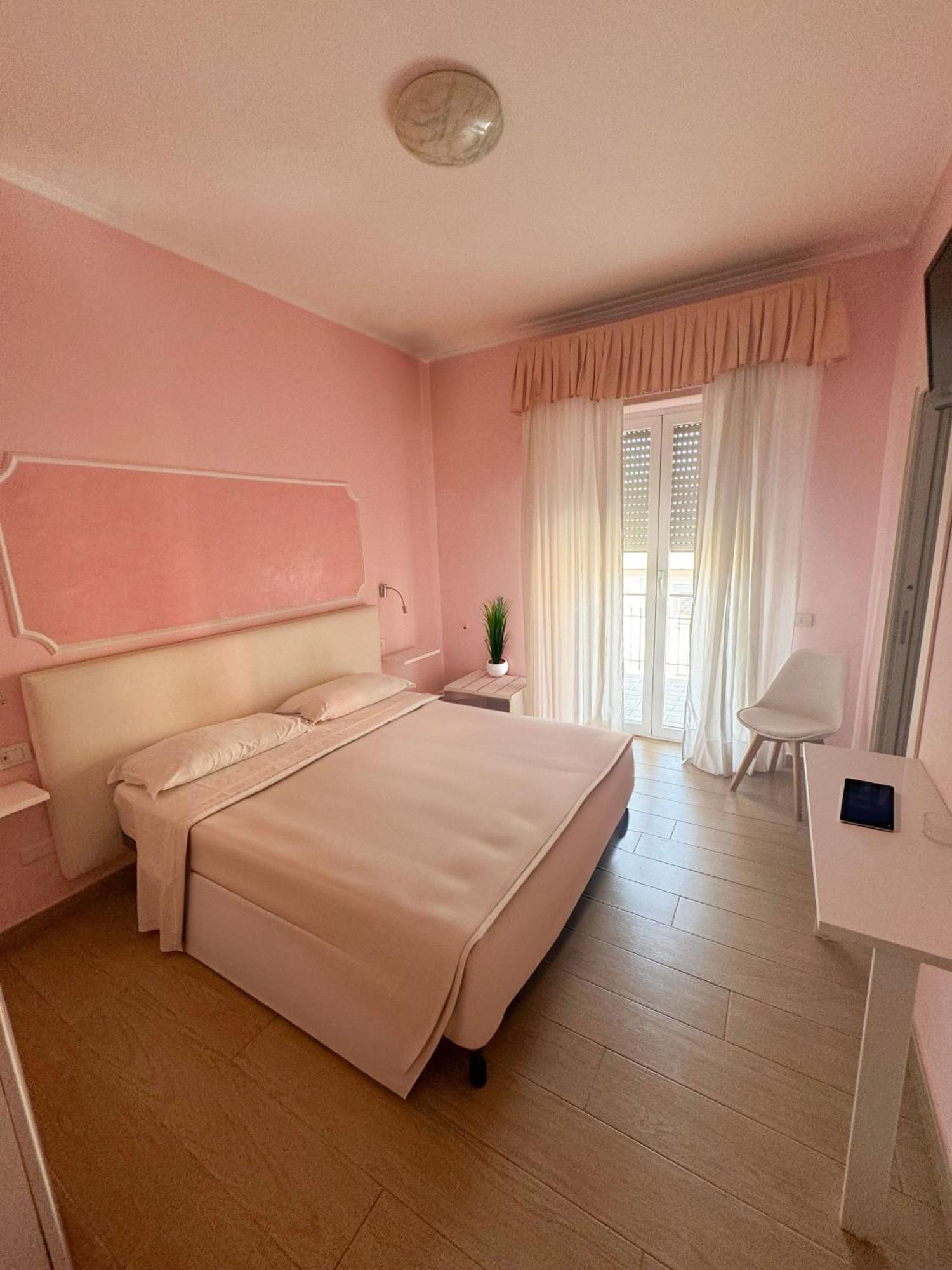 Hotel Linda Sorrent