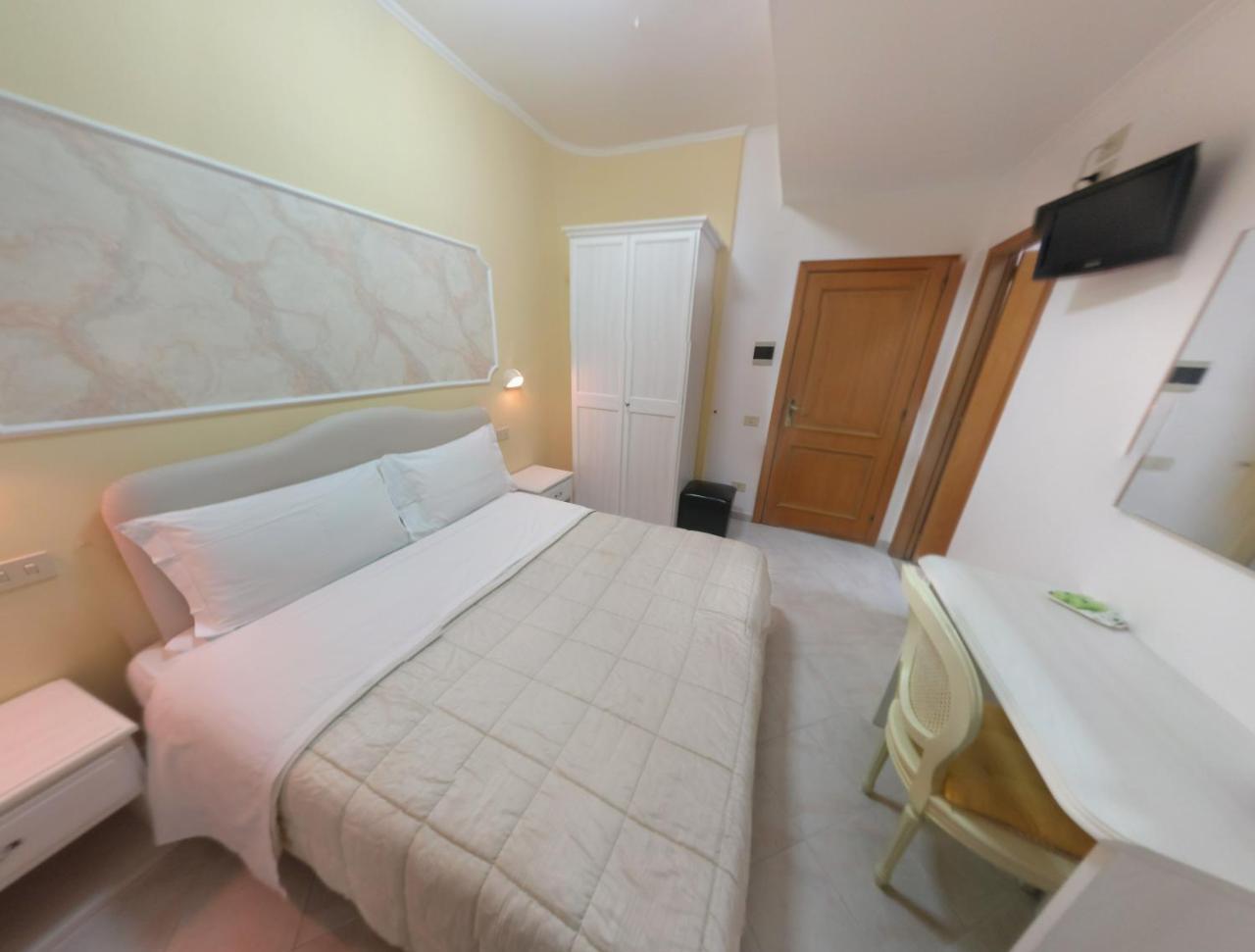 Hotel Linda Sorrent